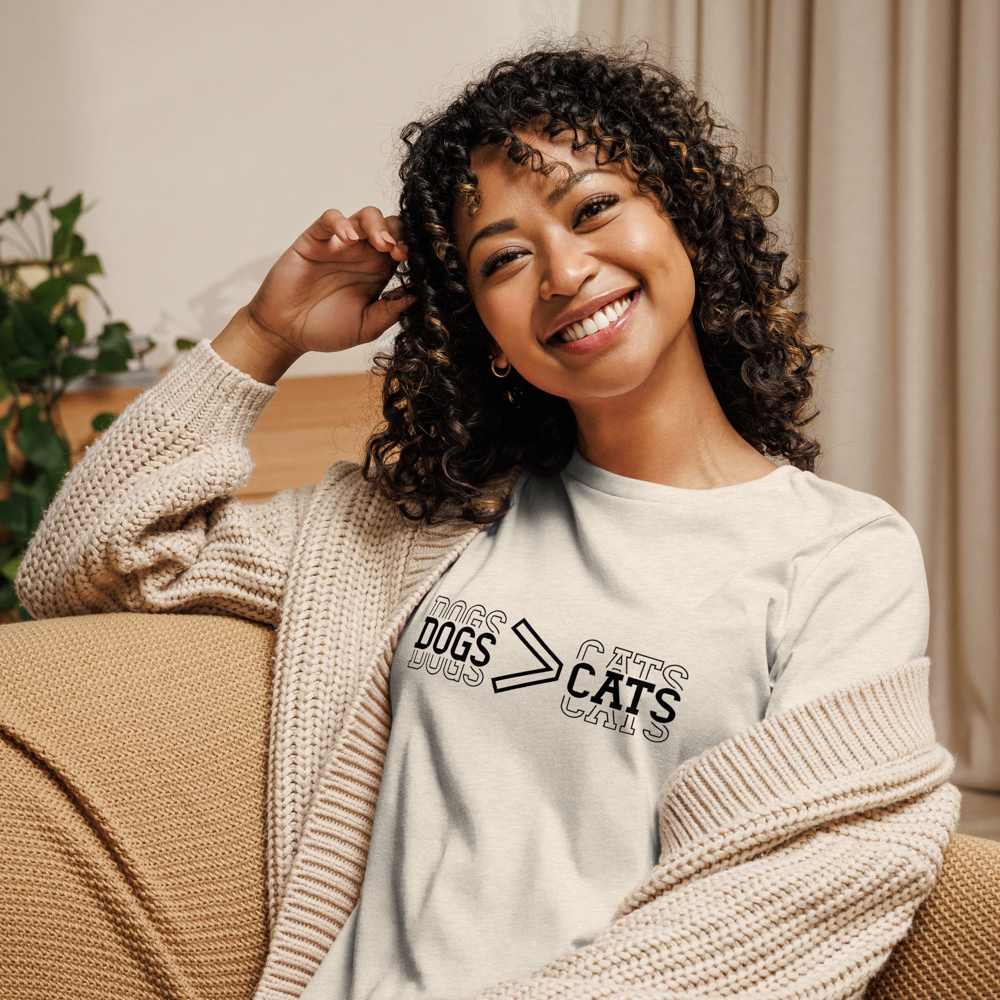 Dogs>Cats Women's Relaxed T-Shirt